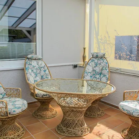 Philipp By Interhome